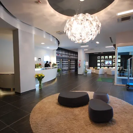 Milan Nord Zara By Ihg Cinisello Balsamo