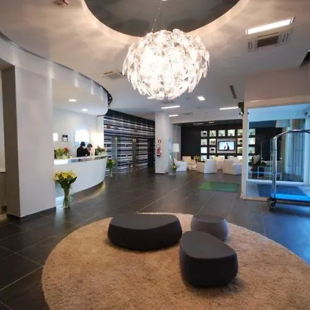 Milan Nord Zara By Ihg Cinisello Balsamo