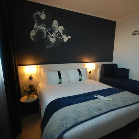 Milan Nord Zara By Ihg Hotel 4*