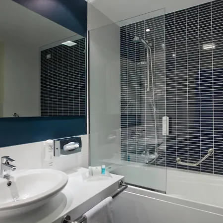 Milan Nord Zara By Ihg Hotel 4*