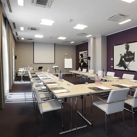 Hotel Milan Nord Zara By Ihg 4*