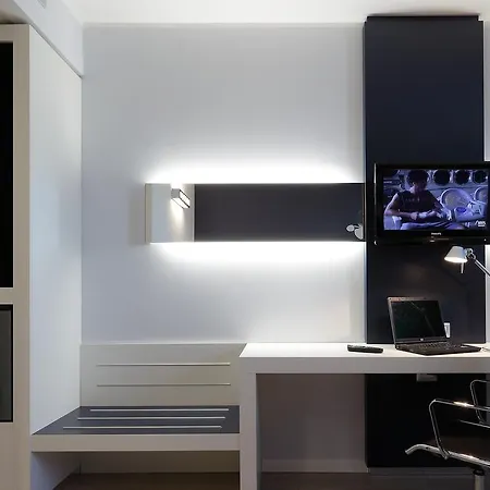 Milan Nord Zara By Ihg Cinisello Balsamo